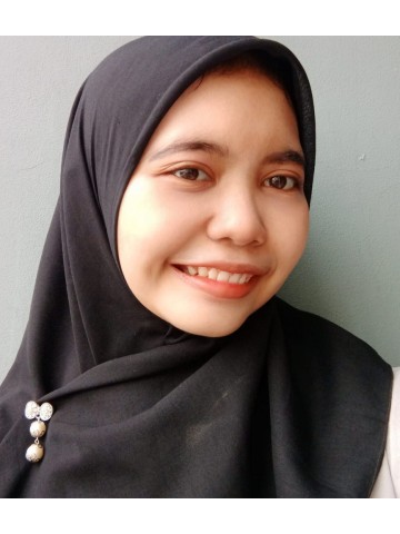 Nur Ghina Ariqah, S.Pd